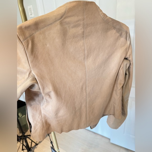 NWT fitted 100% leather jacket - Picture 8 of 13